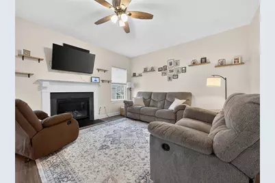 814 Blackheath Lane, North Catasauqua Bor, PA 18032 - Photo 9