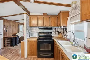 3101 Newburg Rd, Upper Nazareth Twp, PA 18064 - Photo 7