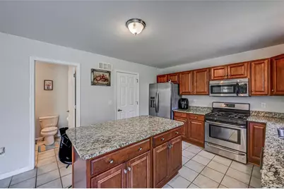 306 Valley View Drive, Chestnuthill Twp, PA 18210 - Photo 23