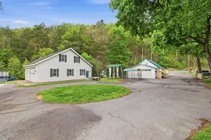 3585 Fairyland Rd, Franklin Twp, PA 18235 - Photo 7