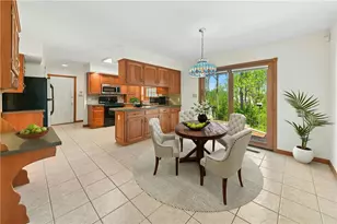 1975 Mountain Hill Ln, Lower Saucon Township, PA 18055 - Photo 7