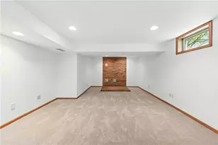 1975 Mountain Hill Ln, Lower Saucon Township, PA 18055 - Photo 23