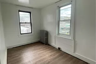 932 N 6th St, Allentown City, PA 18102 - Photo 5