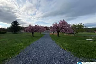 3957 Mountain Rd, Washington Township, PA 18080 - Photo 3