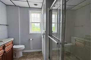4034 Easton Ave, Bethlehem City, PA 18020 - Photo 11