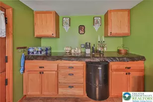 331 Cranberry Creek Rd, Paradise Twp, PA 18326 - Photo 9