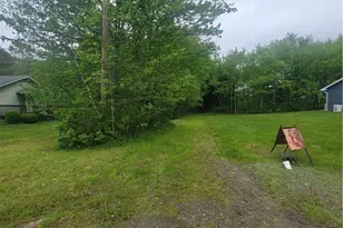 320 Hillside St, Forest City, PA 18421 - Photo 27