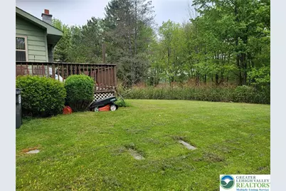 320 Hillside Street, Forest City, PA 18421 - Photo 5