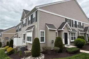 4165 Bunker Hill Dr N, Upper Saucon Township, PA 18036 - Photo 1