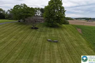 8813 Bluejay Rd, Lynn Township, PA 19529 - Photo 5