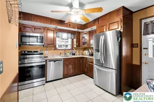 1124 Beverly Ave, Bethlehem City, PA 18018 - Photo 11