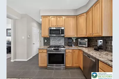 7018 Tuscany Drive, Lower Macungie Township, PA 18062 - Photo 9