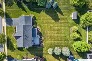 7018 Tuscany Dr, Lower Macungie Township, PA 18062 - Photo 3