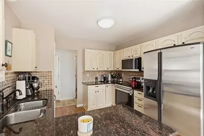2580 Hickory Drive, Easton, PA 18040 - Photo 17