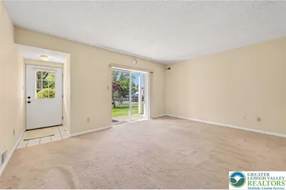 2689 Rolling Green Drive, Lower Macungie Township, PA 18062 - Photo 7