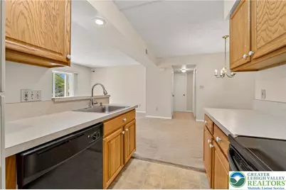 2689 Rolling Green Drive, Lower Macungie Township, PA 18062 - Photo 15