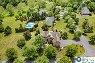 3015 Kerns Ct, North Whitehall Township, PA 18069 - Photo 3