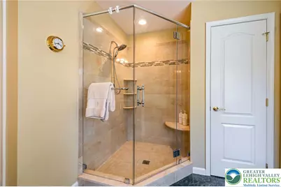 3015 Kerns Court, North Whitehall Township, PA 18069 - Photo 31