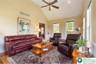 3015 Kerns Court, North Whitehall Township, PA 18069 - Photo 13