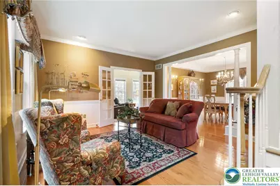 3015 Kerns Court, North Whitehall Township, PA 18069 - Photo 7