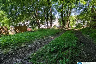 429 W South St, Slatington Boro, PA 18080 - Photo 21