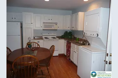 4705 Pheasant Run Court #Apt 1, Bethlehem Township, PA 18020 - Photo 9