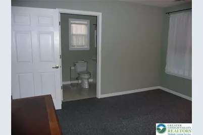 4705 Pheasant Run Court #Apt 1, Bethlehem Township, PA 18020 - Photo 3