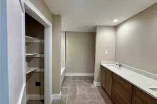 101 Lindbergh Cir, Penn Forrest, PA 18210 - Photo 23