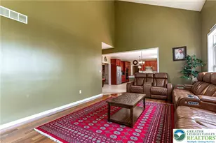 1410 Lorton Dr, Forks Twp, PA 18040 - Photo 27