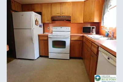 114 Cumberland Avenue, Rush Twp, PA 18252 - Photo 9