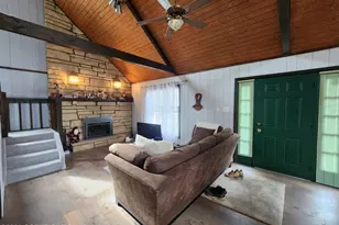 237 Whitman Ln, Penn Forrest, PA 18210 - Photo 9