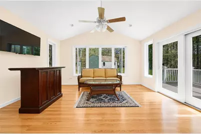 111 Sir Lyonnesse Court, Tobyhanna Twp, PA 18347 - Photo 3