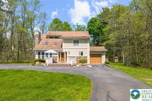 111 Sir Lyonnesse Ct, Blakeslee, PA 18347 - Photo 1