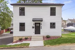 690 W Washington St, Slatington Boro, PA 18080 - Photo 1