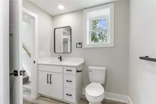 690 W Washington St, Slatington Boro, PA 18080 - Photo 35
