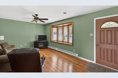321 E Montgomery Street, Salisbury Township, PA 18103 - Photo 7