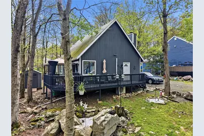 9302 Fairmount Way, Tobyhanna, PA 18466 - Photo 3