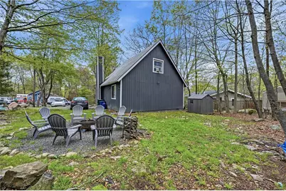 9302 Fairmount Way, Tobyhanna, PA 18466 - Photo 9