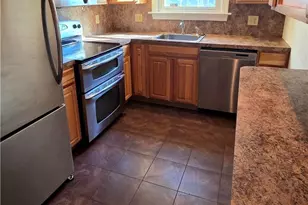 1116 Seneca St, Fountain Hill Boro, PA 18015 - Photo 7
