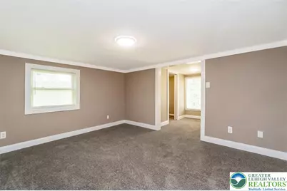 215 Lackawanna Avenue, Nazareth, PA 18064 - Photo 45