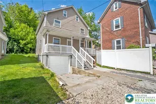 215 Lackawanna Ave, Nazareth, PA 18064 - Photo 3
