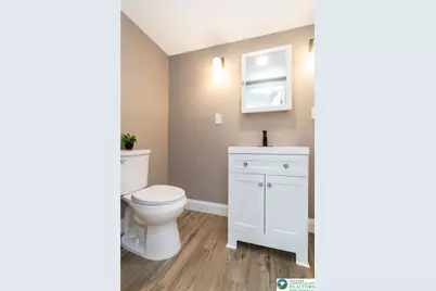 215 Lackawanna Avenue, Nazareth, PA 18064 - Photo 23