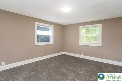 215 Lackawanna Avenue, Nazareth, PA 18064 - Photo 37