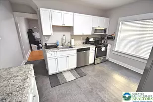 2021 Ferry St, Easton, PA 18042 - Photo 9