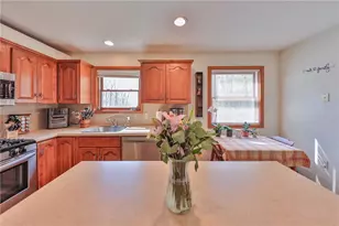 1222 N Rocky Mountain Dr, Chestnuthill Twp, PA 18330 - Photo 17