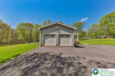 1222 N Rocky Mountain Drive, Chestnuthill Twp, PA 18330 - Photo 39