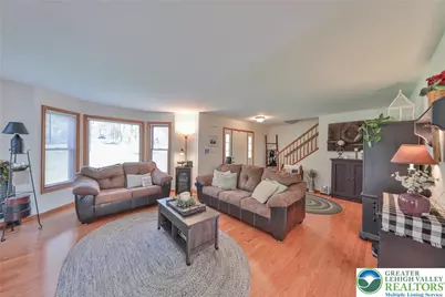 1222 N Rocky Mountain Drive, Chestnuthill Twp, PA 18330 - Photo 7
