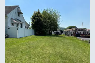 920 E Juniata Street, Salisbury Township, PA 18103 - Photo 17