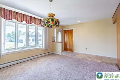 5902 Holiday Drive, Upper Macungie Township, PA 18104 - Photo 11
