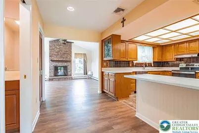5902 Holiday Drive, Upper Macungie Township, PA 18104 - Photo 13